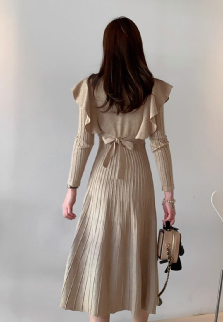 Elegant Ladies' Fashionable Slim-Fit Waist-Defined Knit Swing Dress CA2512133BE