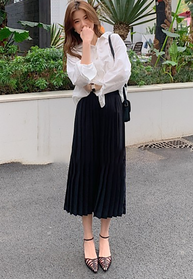 French retro pointed hollow sandals CA25021350BW