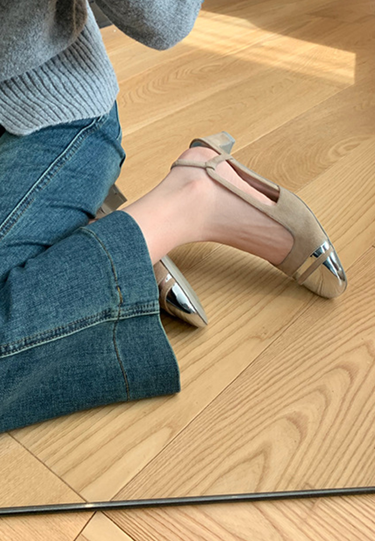 New Chanel style hollow back thick heel evening shoes CA225042234BK