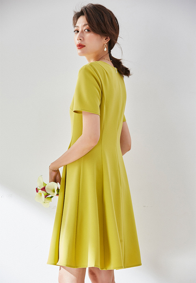Simple and Elegant Solid Color Short Sleeve Dress CA101934YE