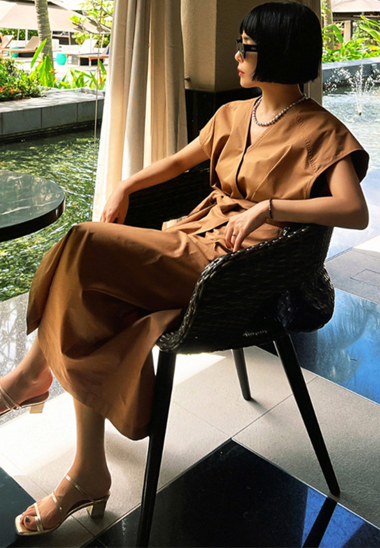 Loose plus-size temperament short-sleeved V-neck long skirt CA24030735BW