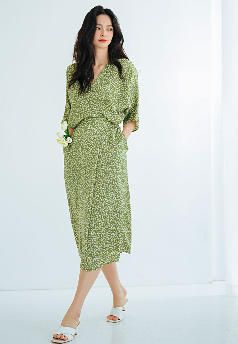 Rose floral print elegant bat sleeve dress CA101935