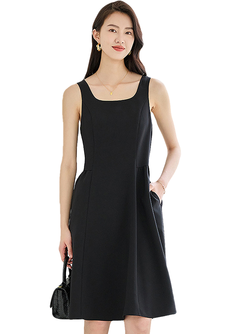 Fashionable and elegant black suspender dress CA101936