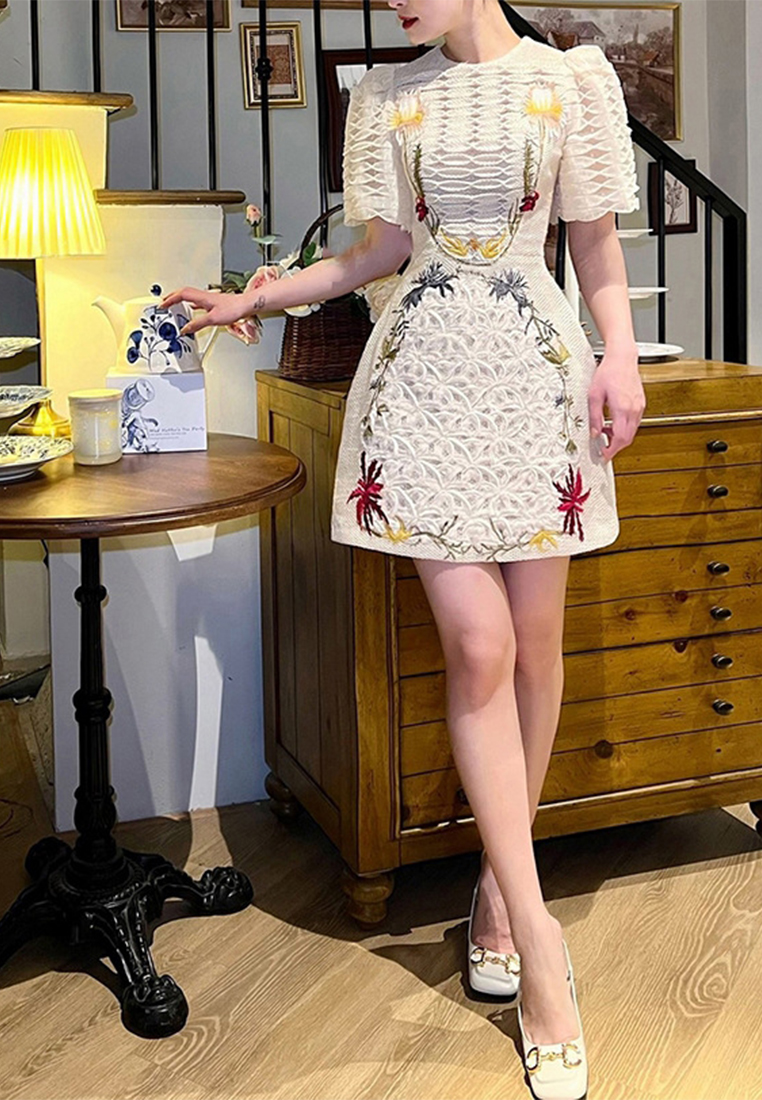 2024 Summer New Lace Dress Embroidered Waist Slimming Skirt CA4021936BE