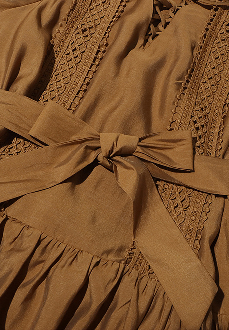 2024 New V-neck Waist Embroidered Dress CA24032636W