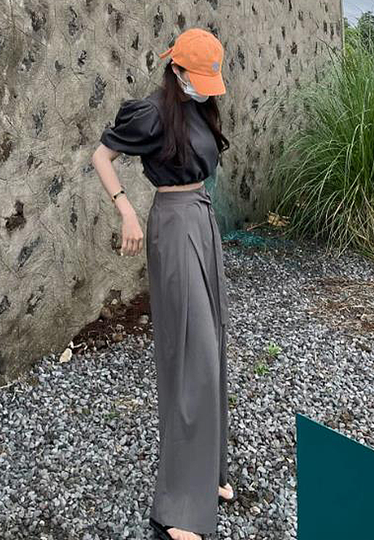 2023 New Korean Pleated Wide-Leg Pants with Belt CA061337GY