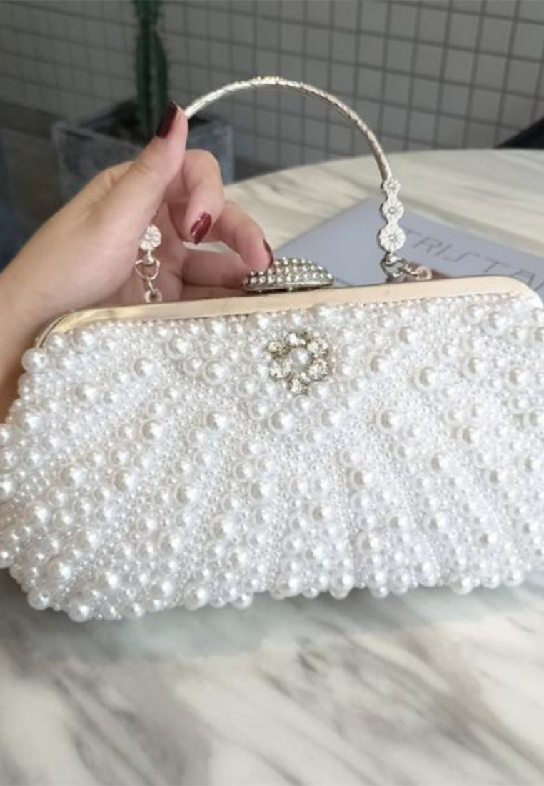 Banquet pearl socialite handbag CA24121004W
