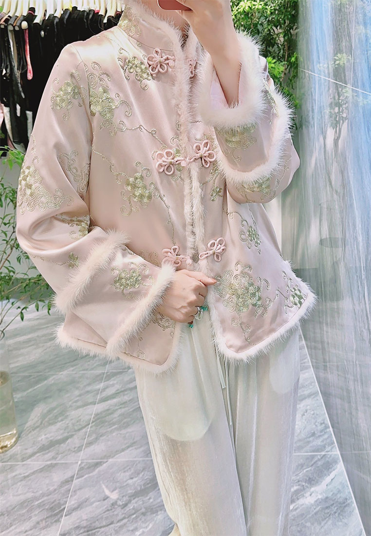 Luxury New Embroidered mink fur Chinese knot buckle Retro cotton jacket CA010604PI