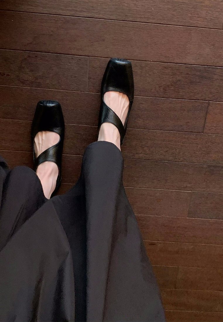 Genuine leather square toe thick heel small leather shoes CA25030315BK