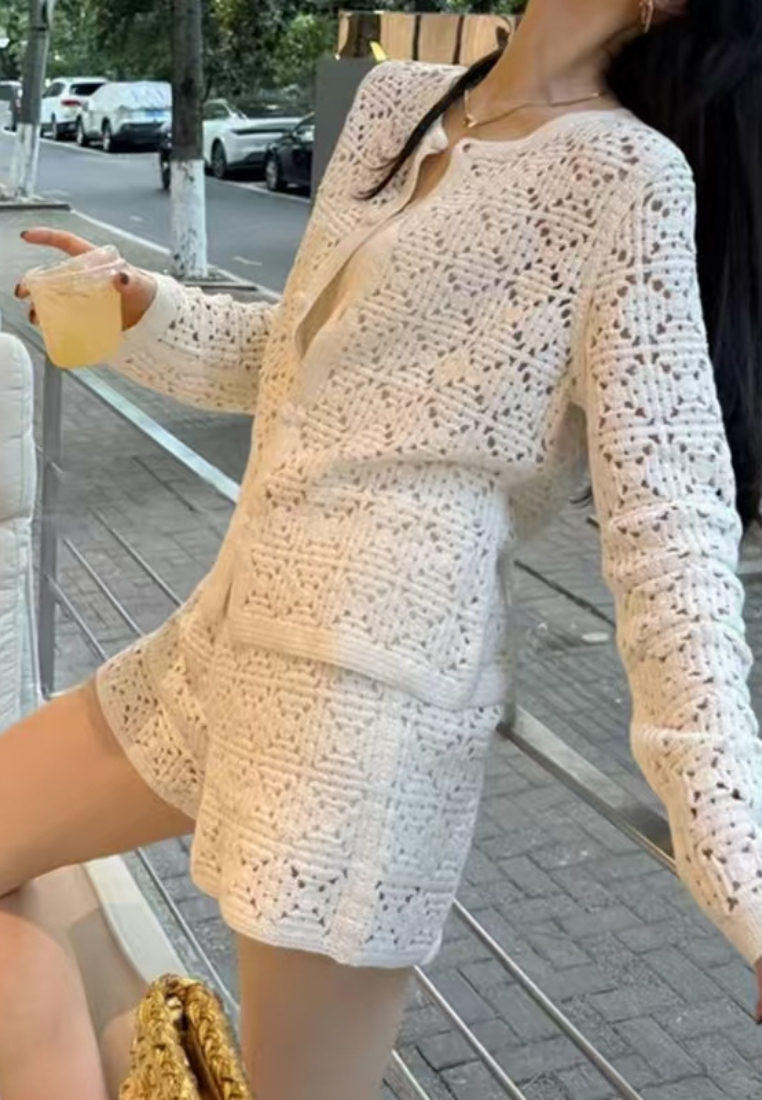 New style unique hollow top and shorts set CA25091404W