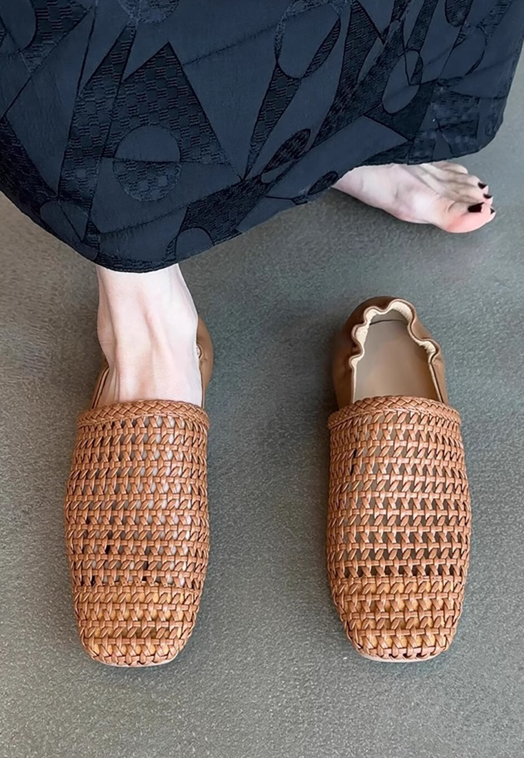 Genuine leather square toe slip-on woven hollow flat shoes CA25042304BK