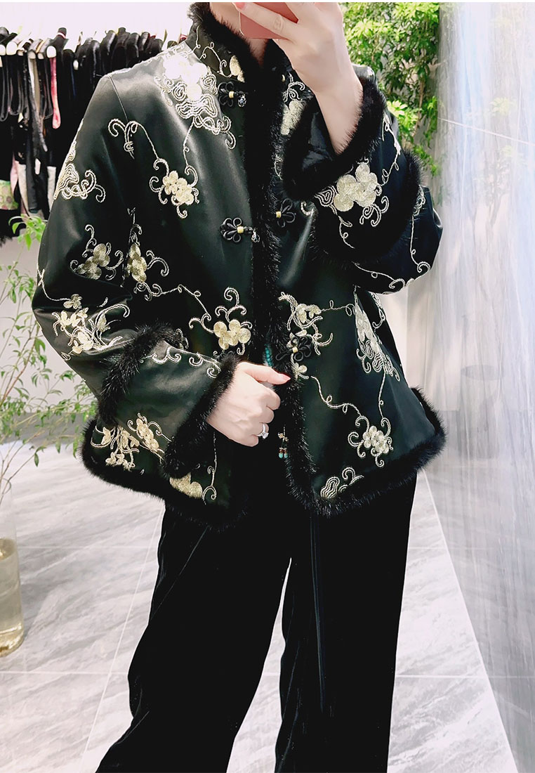 Luxury New Embroidered mink fur Chinese knot buckle Retro cotton jacket CA010604PI