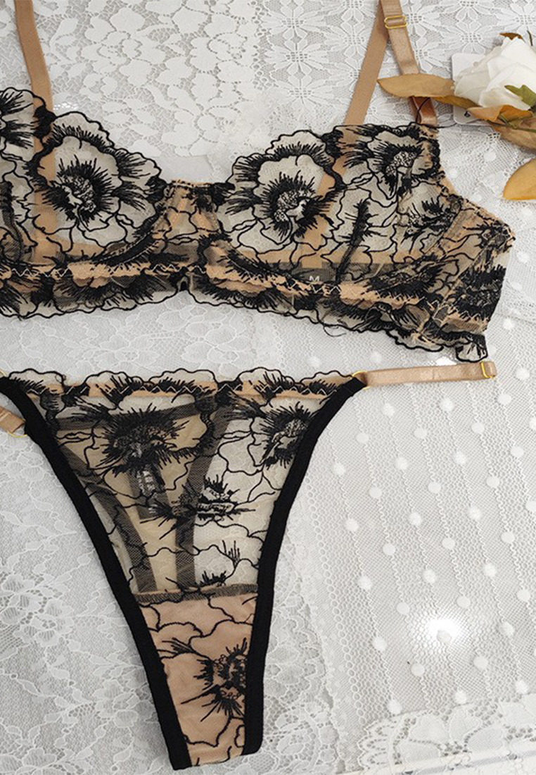Embroidered lace French lingerie set A010404PI