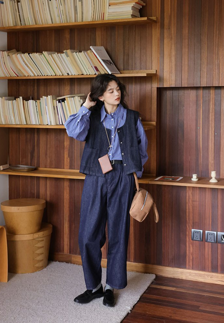Autumn new retro Hong Kong style dark blue denim vest + Shirt + Pants CA25091940