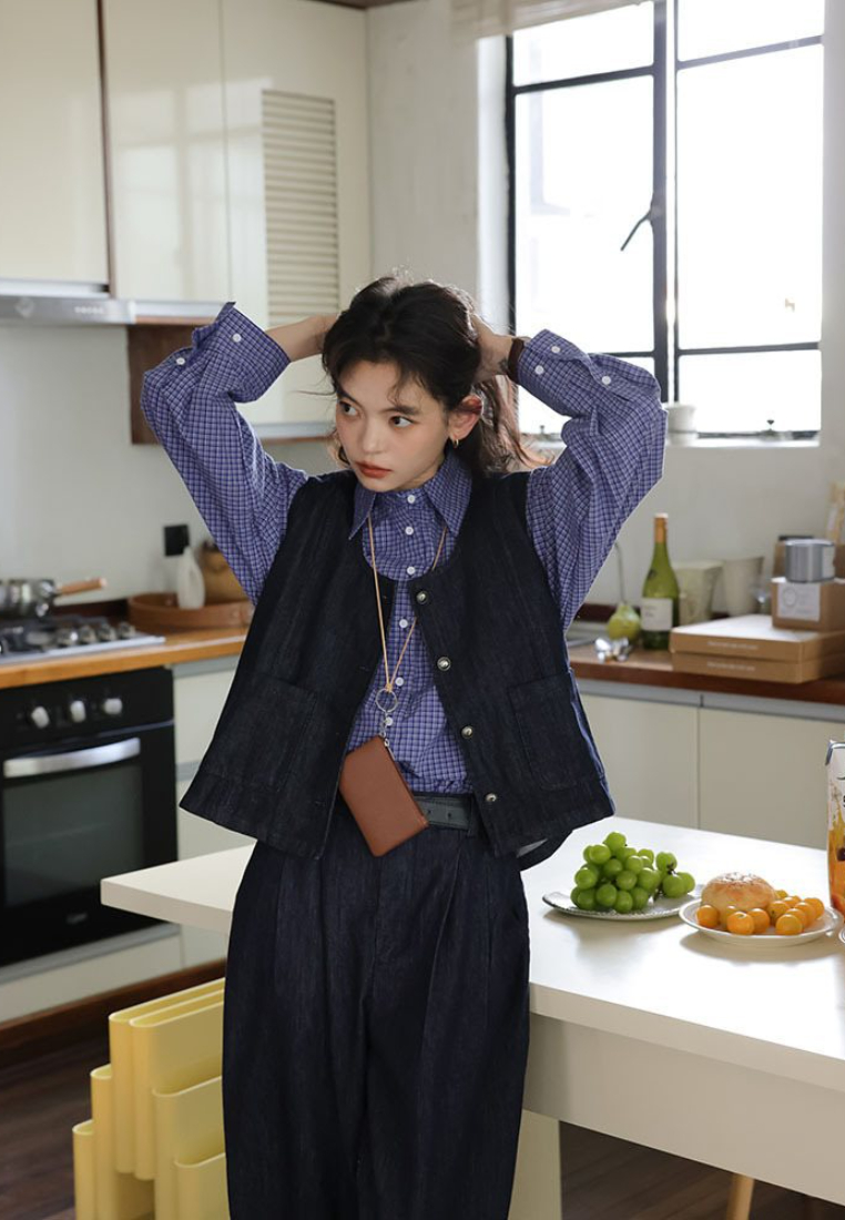 Autumn new retro Hong Kong style dark blue denim vest + Shirt + Pants CA25091940