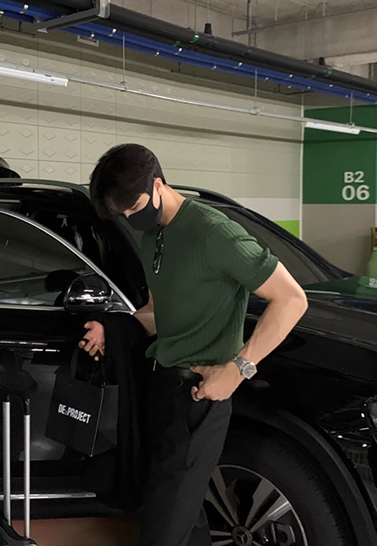 Men's summer Korean round neck knitted T-shirt CA25052340GY