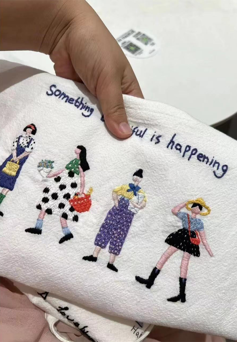 New Japanese Large Capacity Embroidery Artistic Shoulder Bag CA25061741W