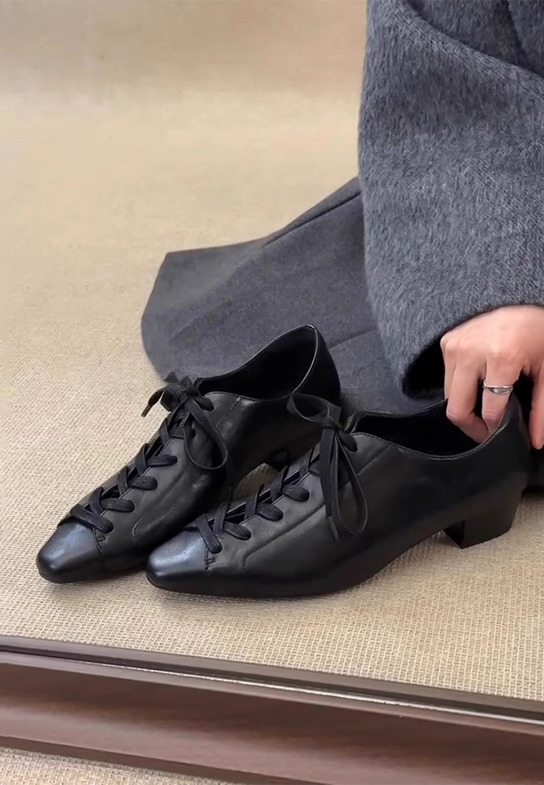 Retro cross-strap shoes CA225042243BK