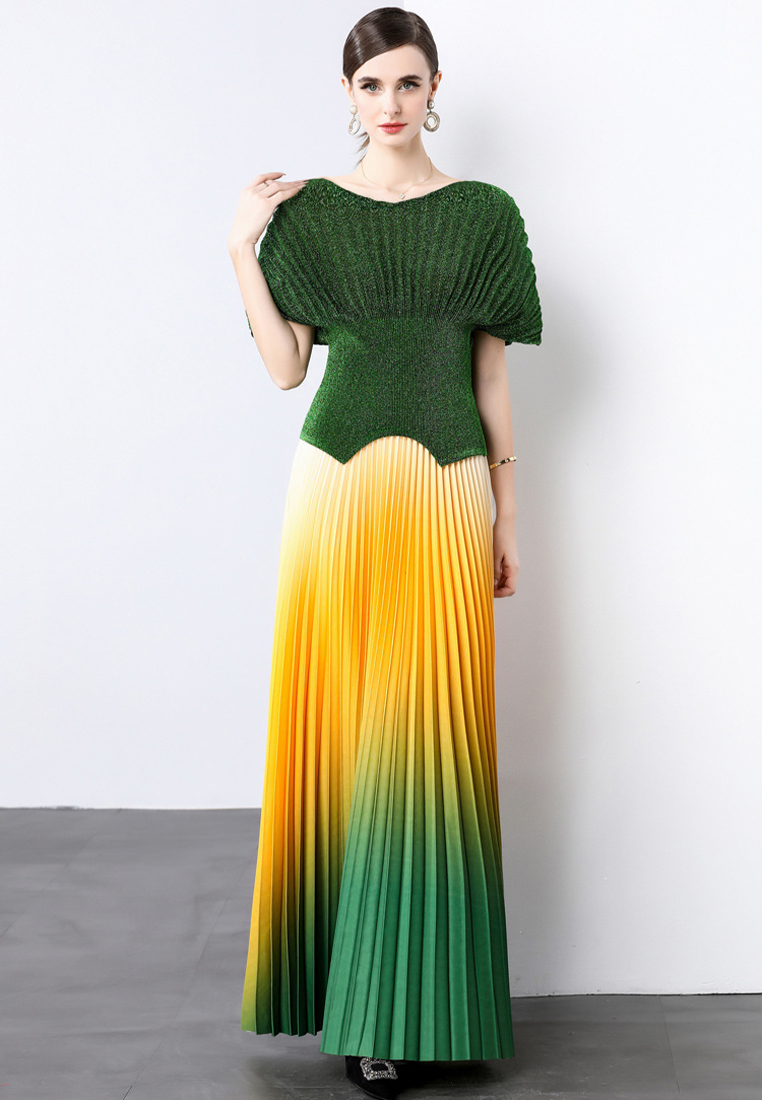 Fashionable top and elegant slim fit pleated skirt suit CA25070944MT