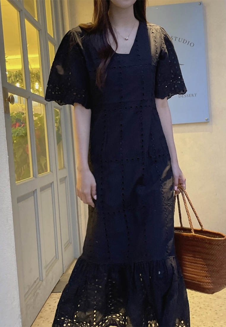 Summer French minimalist hollow lace short sleeved dress CA25032715BK