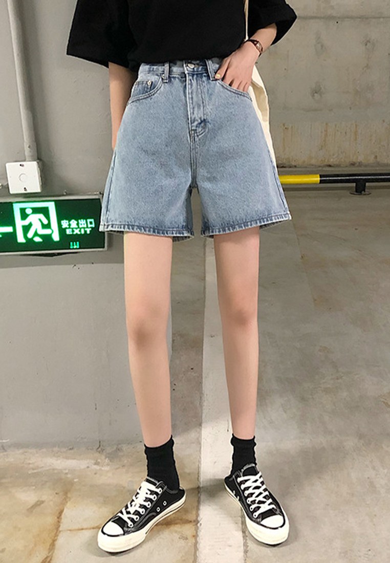  Real time shooting of minimalist denim shorts CA24041047LGBL-sunnydaysweety