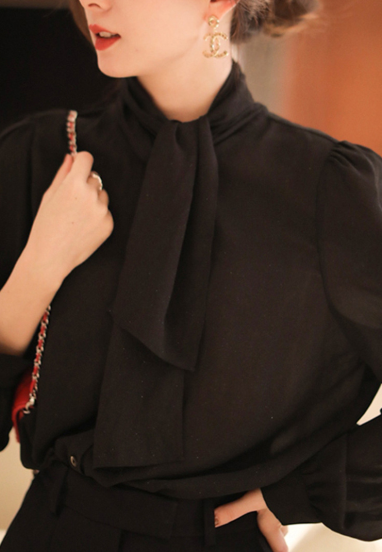 Elegant loose-fitting black belted top CA25110347BK