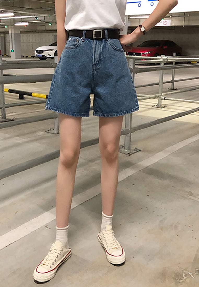  Real time shooting of minimalist denim shorts CA24041047LGBL-sunnydaysweety