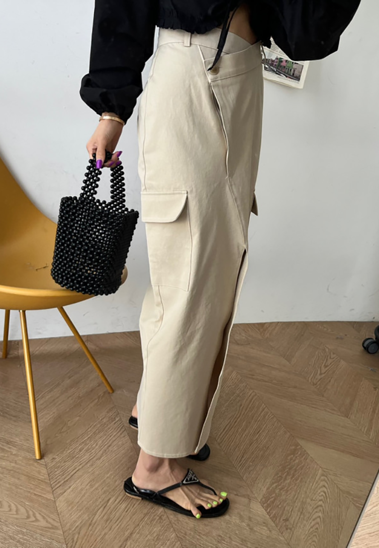 New spring irregular slit skirt CA25021306BK