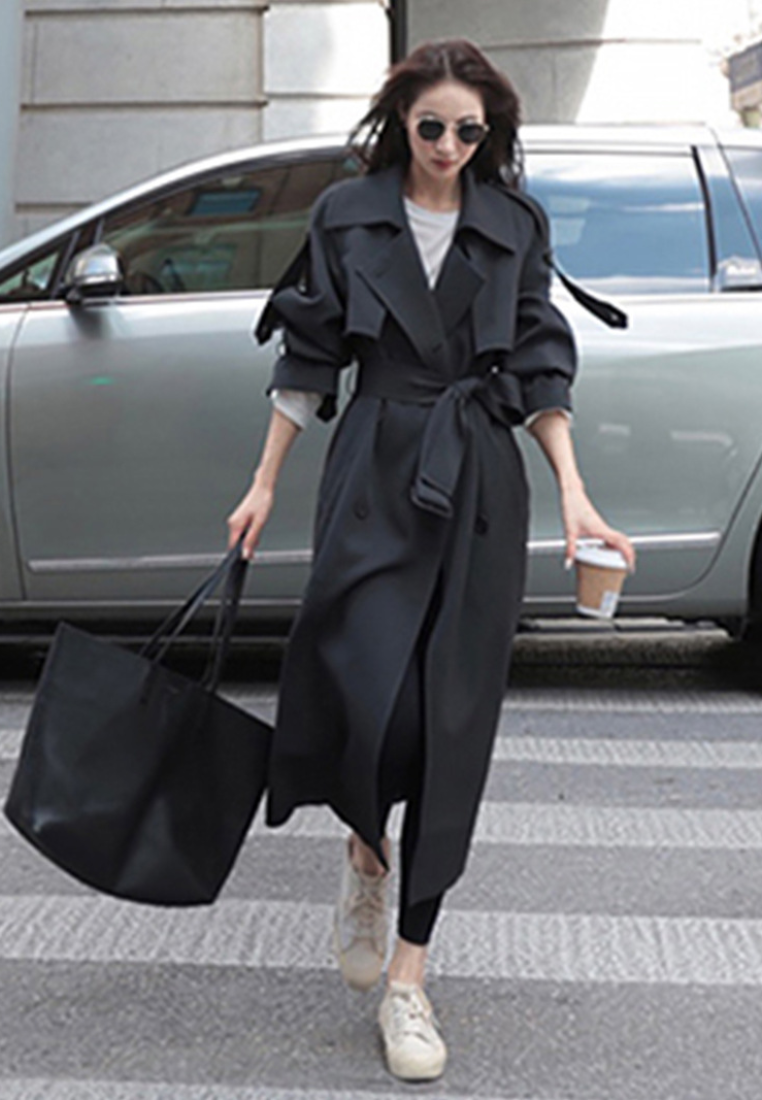 Elegant loose-fitting black belted top CA25110347BK