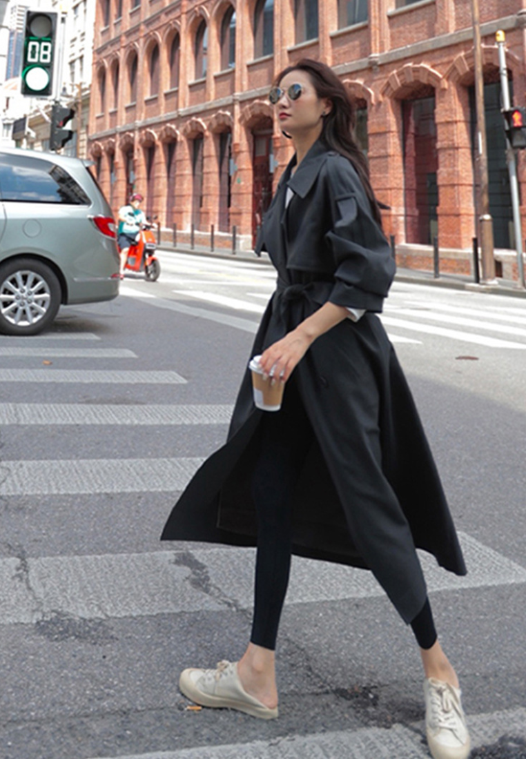 Elegant loose-fitting black belted top CA25110347BK