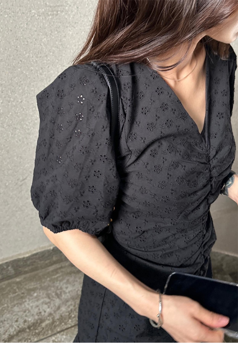 Embroidered Flower Waist Ruffle Dress CA25060349BK