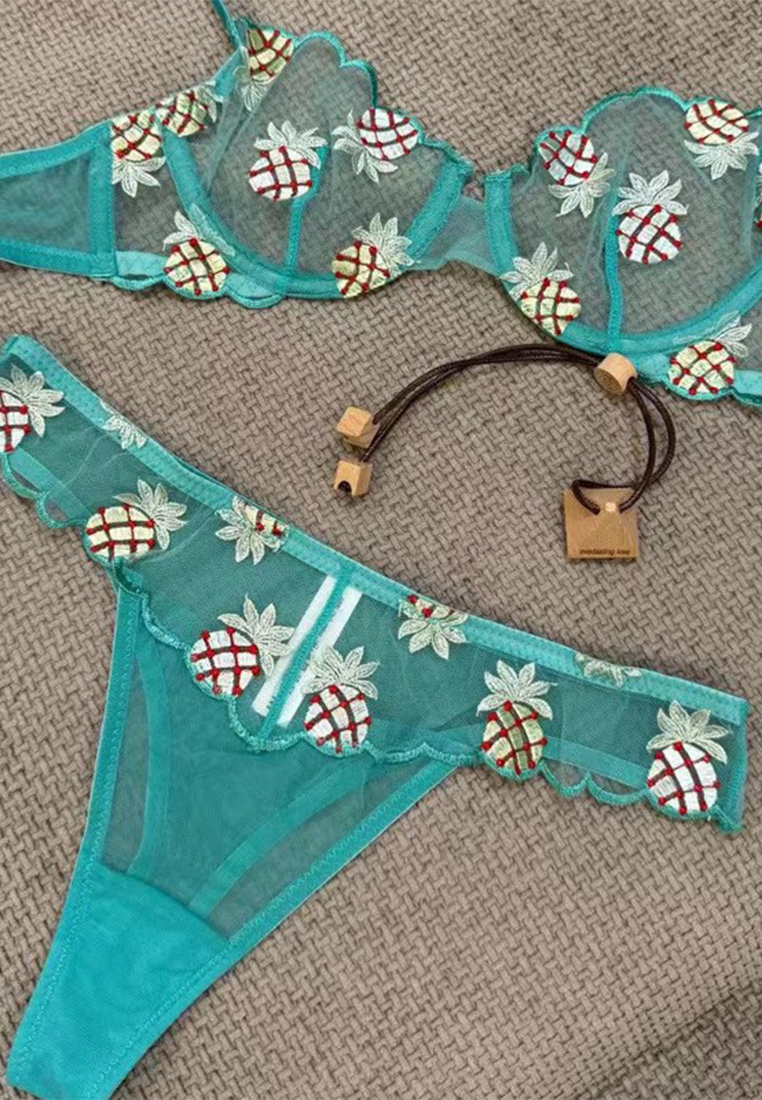 Sexy Ultra-thin Mesh Pineapple Embroidery Lace Lingerie Set CA24112005RD