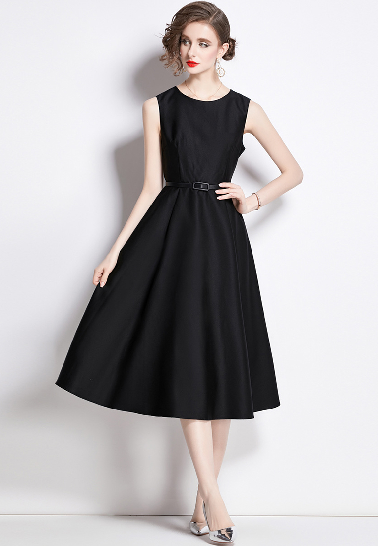 2024 New Waist Slimming Fashion and Fashionable Long sleeveless Dress CA4021905BK