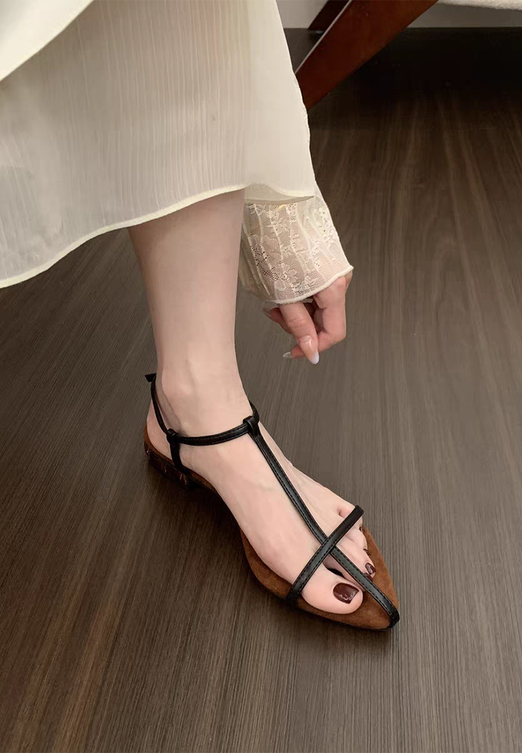 2025 pointed French thin-strap flat sandals CA25042205BK