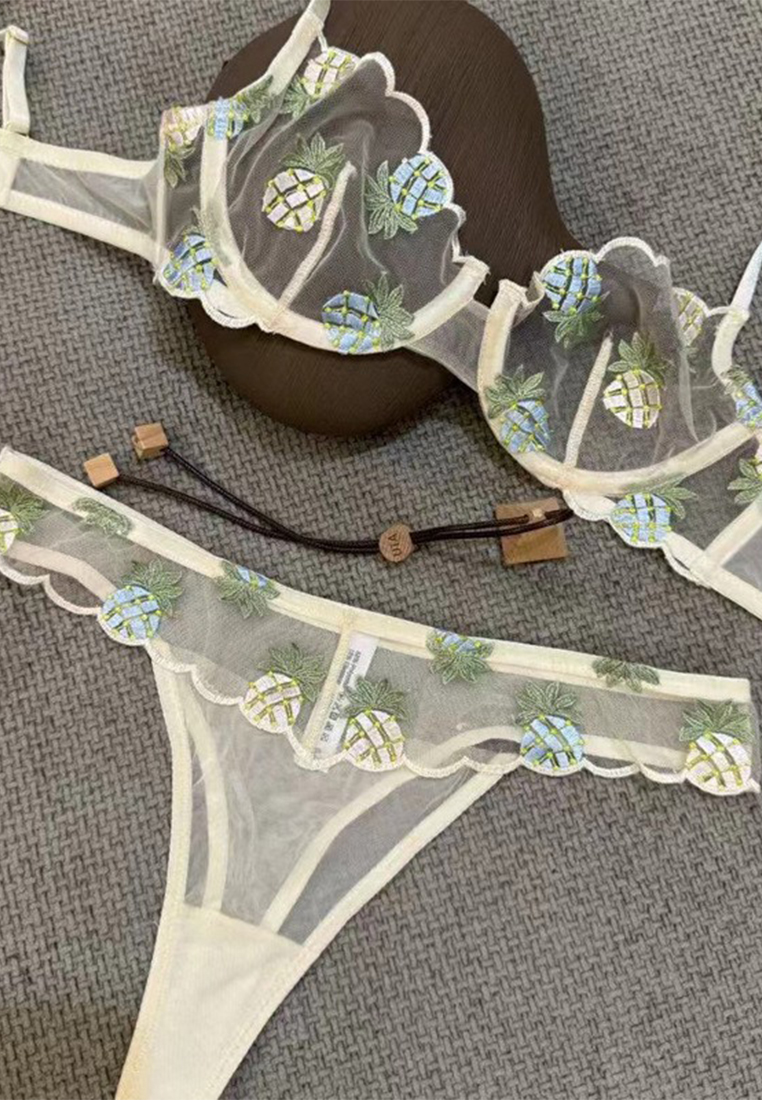Sexy Ultra-thin Mesh Pineapple Embroidery Lace Lingerie Set CA24112005RD