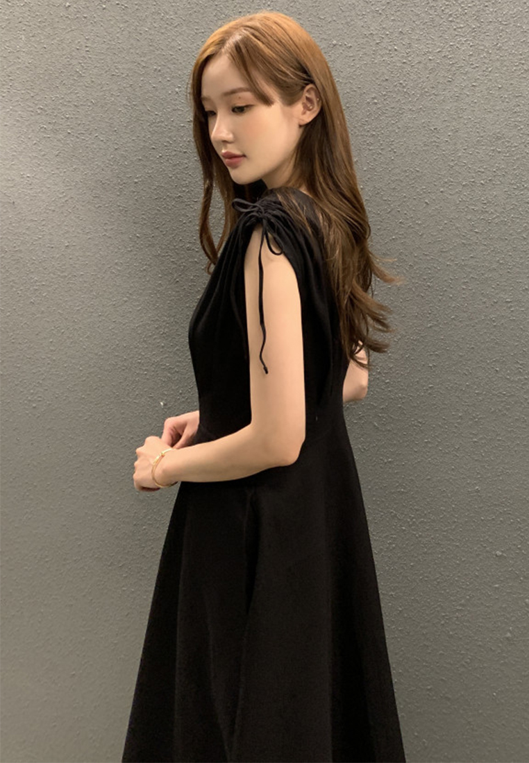 New French Temperament Single-breasted Sleeveless Dress CA25060352BK