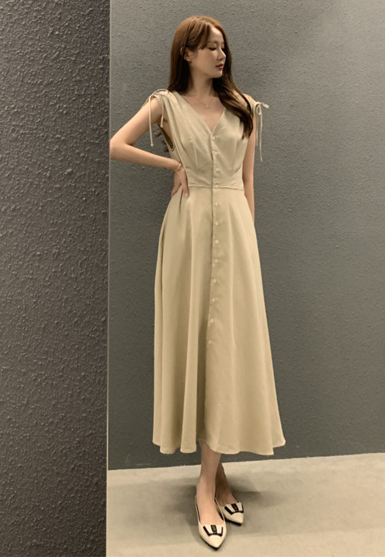 New French Temperament Single-breasted Sleeveless Dress CA25060352BK