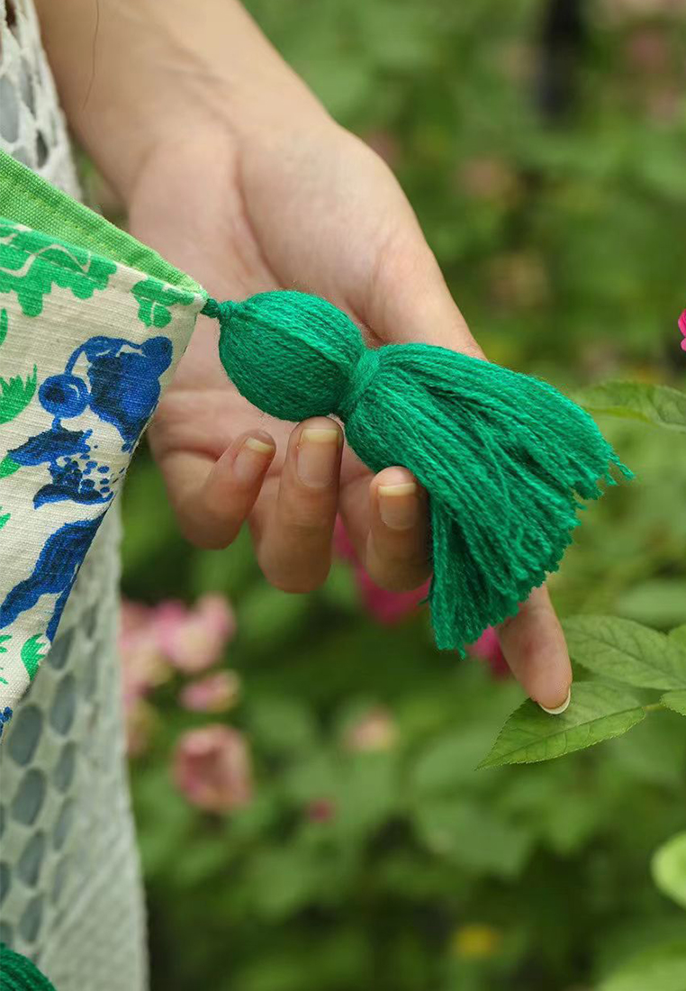 New Chinese style contrast color tassel canvas bag CA25061753GR