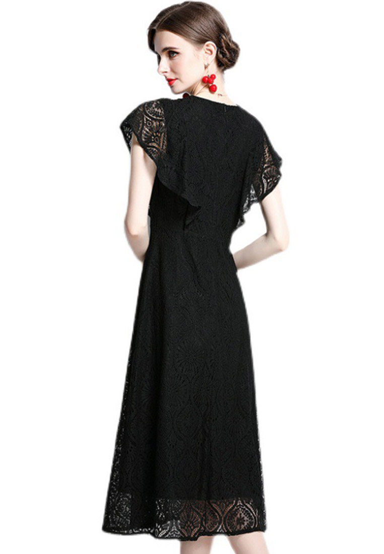 Temperament Ruffled Hollow Lace One-Piece Dress A22021602