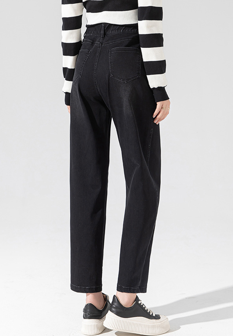 Fashionable, stylish, comfortable and skin friendly cotton nine-point jeans CA101958