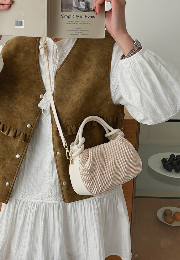 Retro Style Woven PU Leather Crossbody Bag K26051904