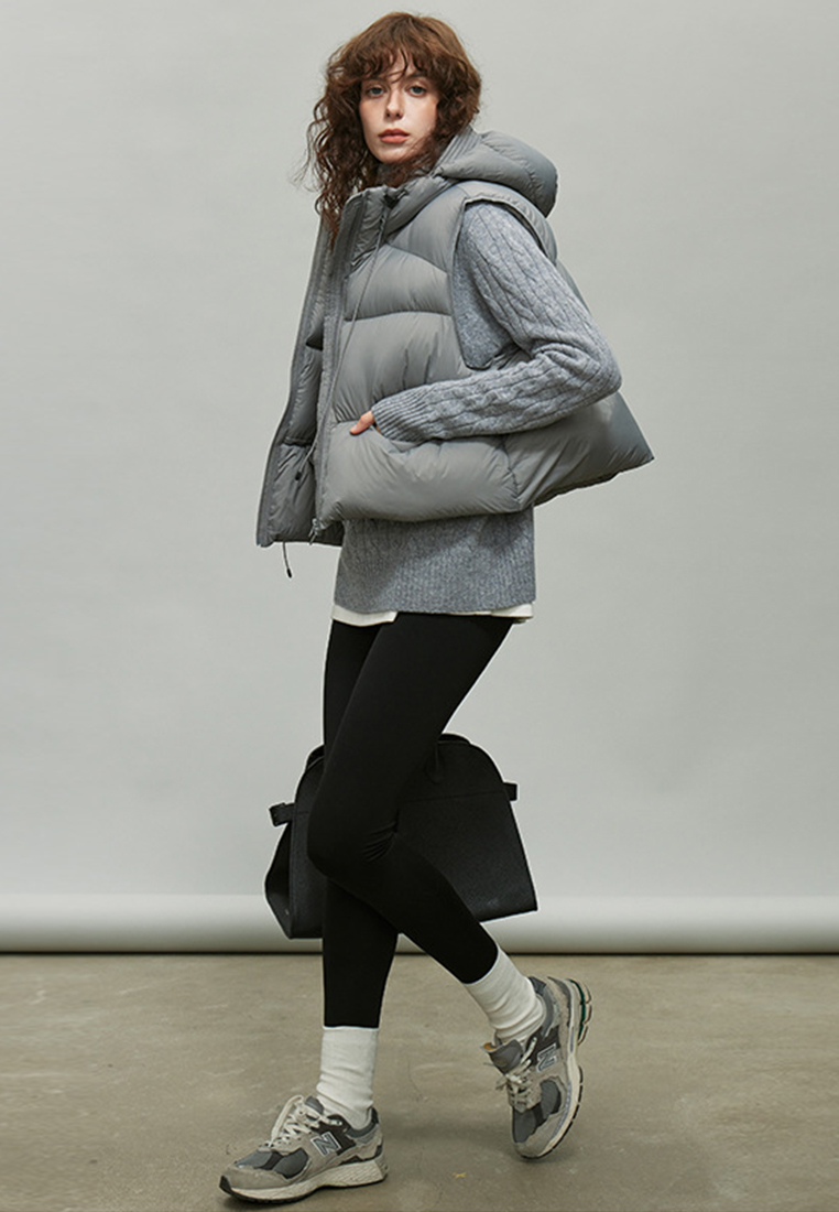 Light and warm fluffy 90% down hooded down jacket CA24112106GY