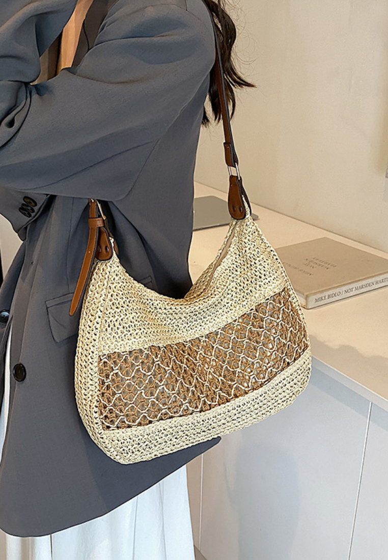 Summer Straw Woven Shoulder Bag Large Capacity Hollow Out Beach Tote K26041401