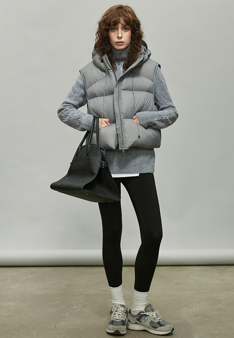 Light and warm fluffy 90% down hooded down jacket CA24112106GY