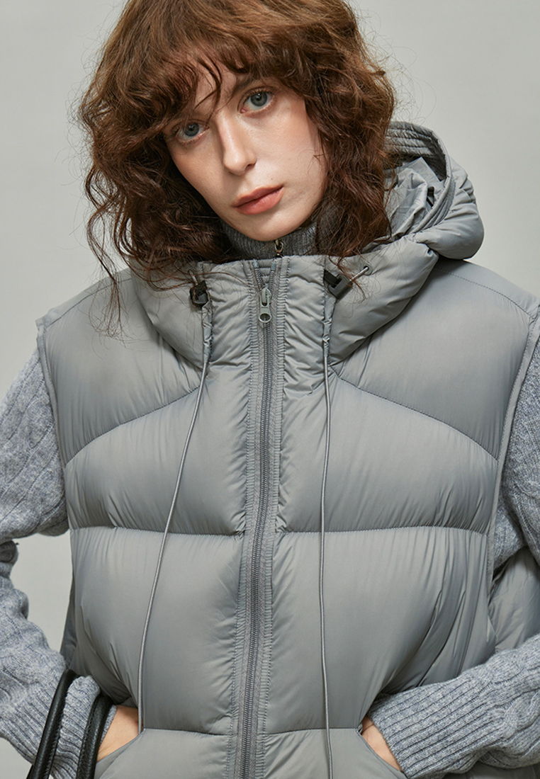 Light and warm fluffy 90% down hooded down jacket CA24112106GY