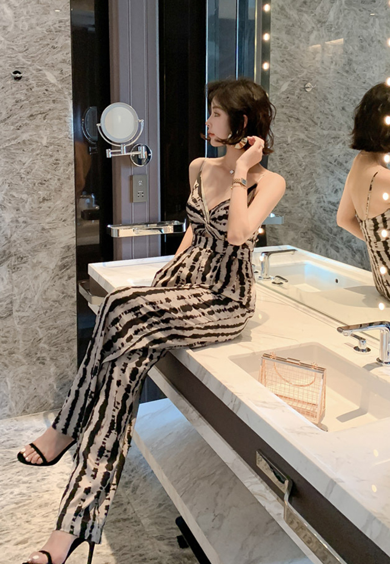 Korean Midi Leisure Vacation Striped V-neck Open Back Wide-leg Jumpsuit A21022225