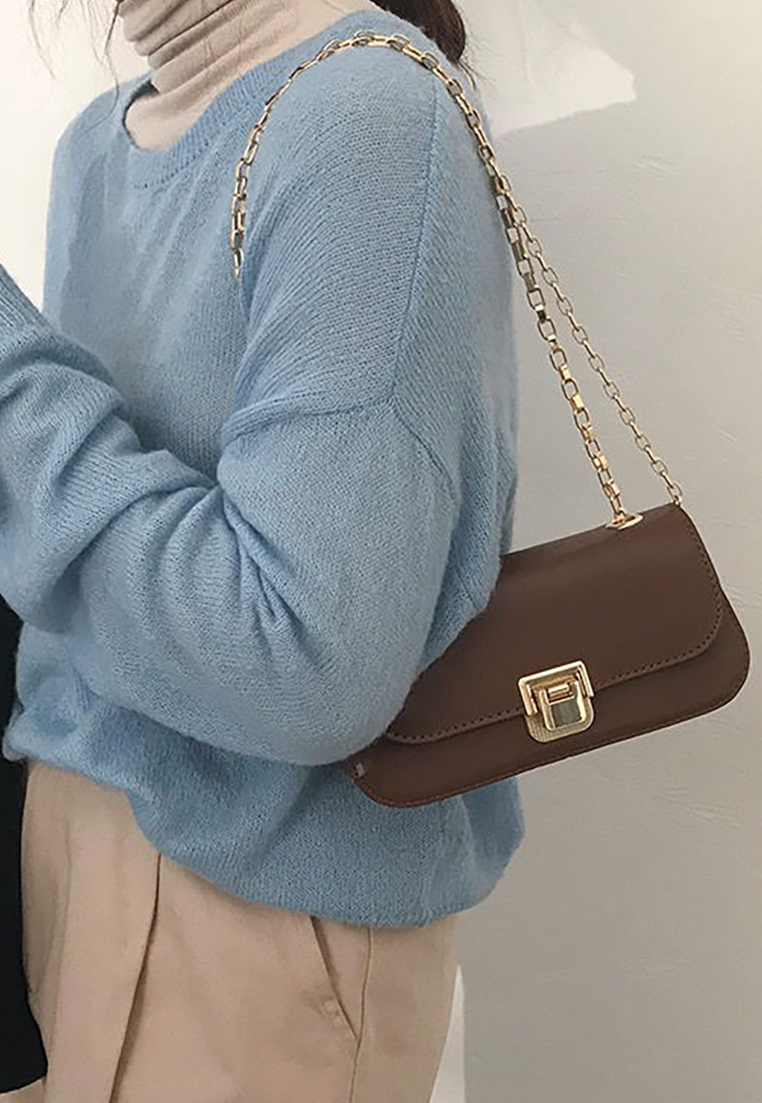 2025 Retro Underarm Chain Messenger Bag CA25042306W