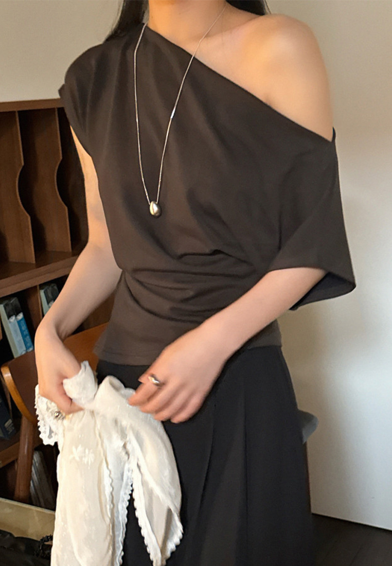 Summer New French Fashion Off Shoulder Top CA25042906BK