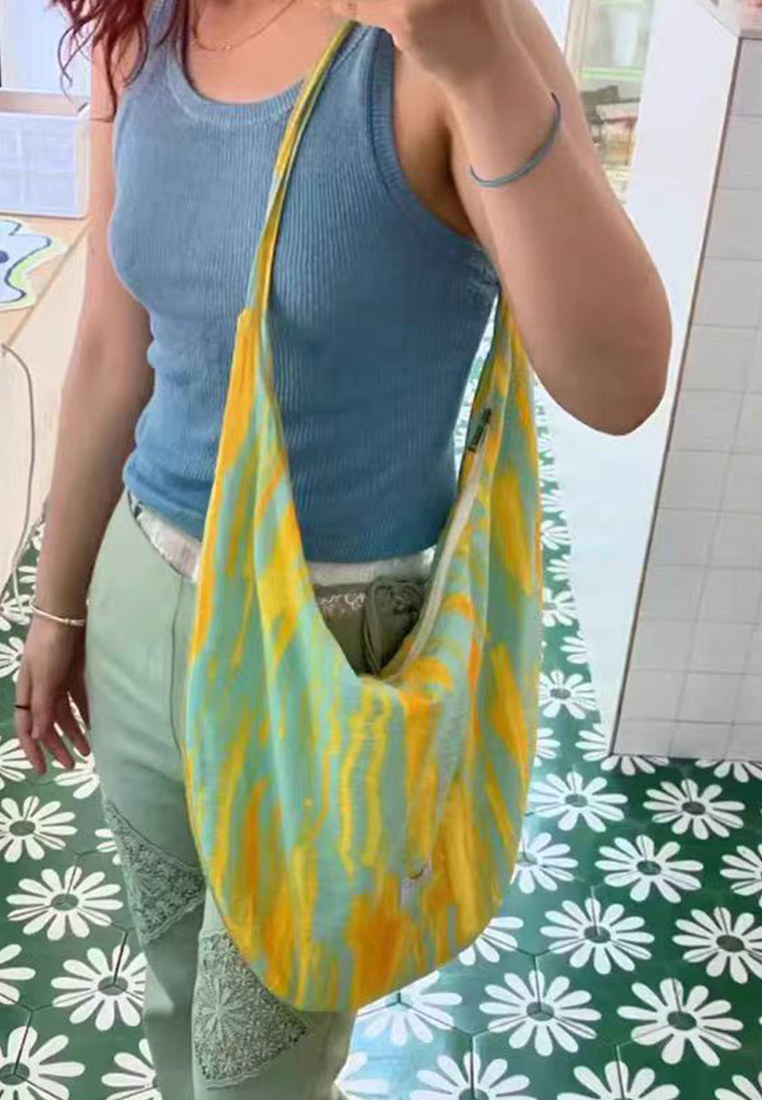 Fresh Mint Mambo Crossbody Dumpling Bag CA25061760GR