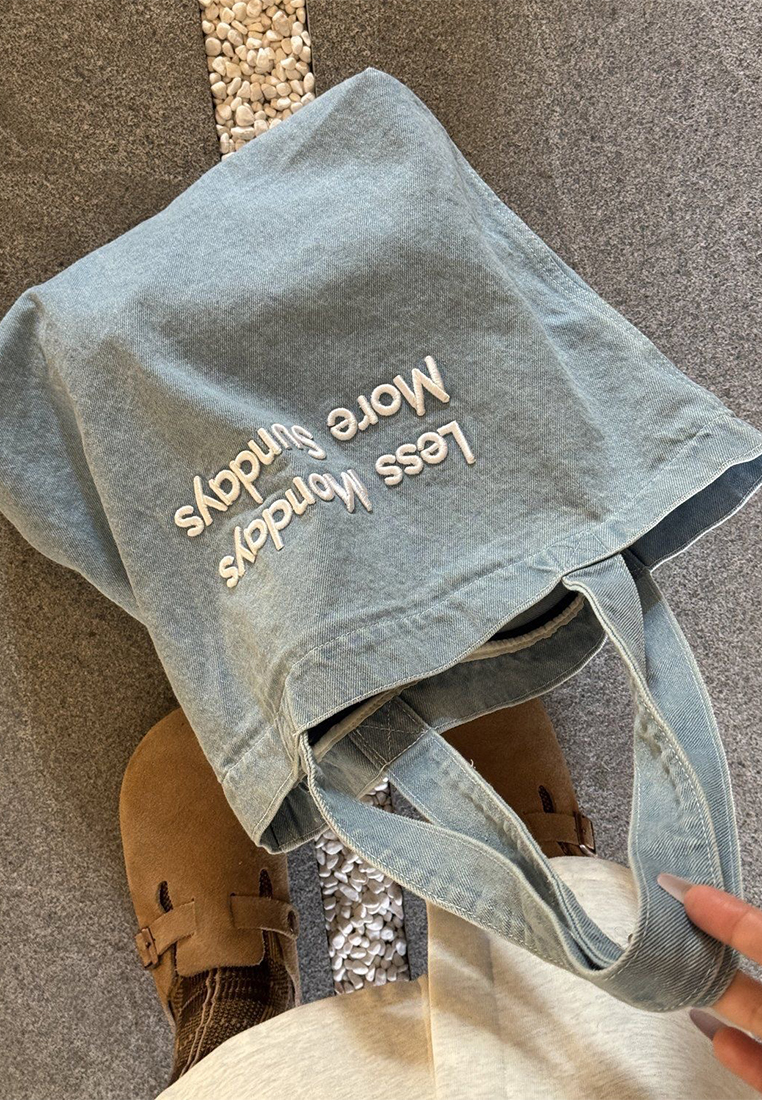 Vintage Commuter One-Shoulder Denim Tote Bag CA25061763BL